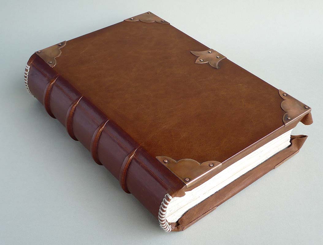 Hari Istvan made a handwritten facsimile of the Tales of Middle-earth in his free time